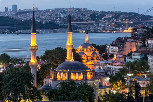 Vista Noturna Cidade Istanbul Peru — Fotografia de Stock