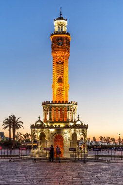 İzmir saat kulesi. Ünlü saat kulesi İzmir 'in sembolü haline geldi. İzmir, Türkiye.