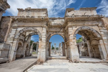 Türkiye 'de Efes Antik Şehir. Efes 'in Celsus Kütüphanesi Eski Şehir