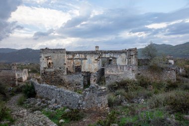 Tarihi Lycian köyü Kayakoy, Fethiye, Mugla, Türkiye. Hayalet kasaba Kayakoy, Lebessos ve Lebessis olarak biliniyor.. 