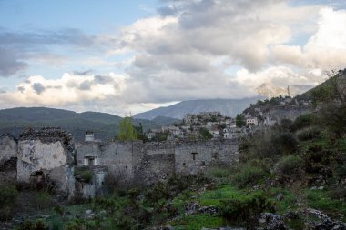 Tarihi Lycian köyü Kayakoy, Fethiye, Mugla, Türkiye. Hayalet kasaba Kayakoy, Lebessos ve Lebessis olarak biliniyor.. 