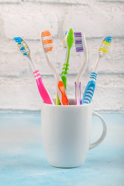 Toothbrushes Ceramic Holder Toothbrush Shelf Bathroom — Stock Photo, Image