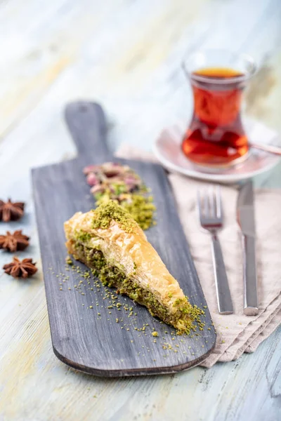 Baklava Pistachio Turkish Traditional Dessert Turkish Tea — Stock Photo, Image