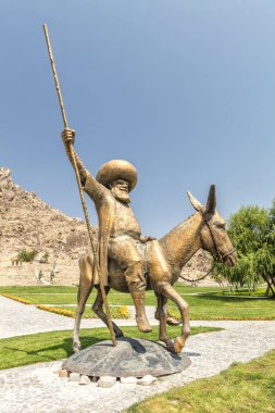 Sivrihisar, Eskisehir, Türkiye - 17 Eylül 2017; Ulusal kahraman Hoca Nasreddin 'in modern anıtı. Sivrihisar, Türkiye.