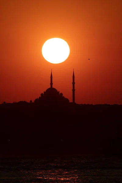 Mesquita Fatih Pontua Horizonte Istambul Pôr Sol Istambul Turquia — Fotografia de Stock