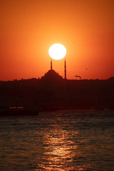 Mezquita Fátima Marca Horizonte Estambul Atardecer Estambul Turquía —  Fotos de Stock