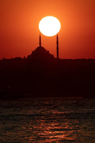 Mezquita Fátima Marca Horizonte Estambul Atardecer Estambul Turquía —  Fotos de Stock