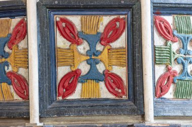 Artvin, Macahel, Türkiye - 25 Temmuz 2015; Artvin Macahel Camili Köyü 'ndeki tarihi Camii Camii' nin iç manzarası. Cami el boyası ve ahşap süslemeleriyle ünlüdür..