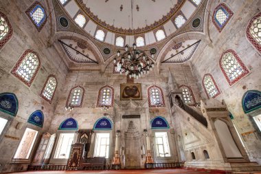Amasya, Türkiye - 20 Temmuz 2015; Sultan II. Bayezid Camii iç mimarisi, Amasya, Türkiye.