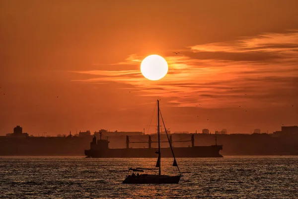 Sunset Sea Sail Boat — Stockfoto