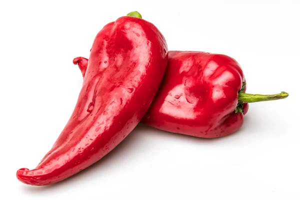 Rote Chilischoten Auf Weißem Hintergrund — Stockfoto