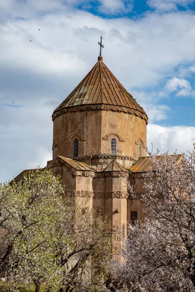 Prachtig Voorjaarsuitzicht Armeense Kerk Van Het Heilig Kruis Akdamar Eiland — Stockfoto