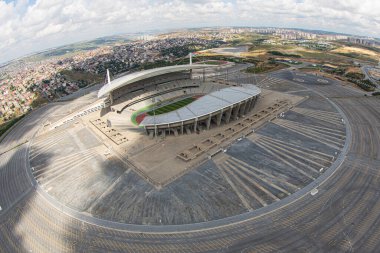 İstanbul, Türkiye - 10 Haziran 2013; İstanbul Olimpiyat Stadyumu 'nun (Atatürk Olimpiyat Stadyumu) havadan görünüşü. Helikopterden ateş ediliyor..