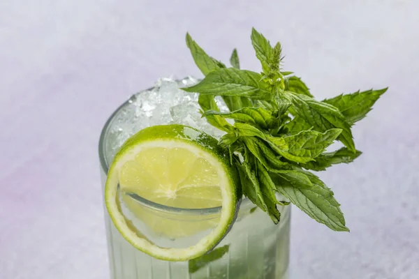 Mojito Cocktail Alkohol Bar Longdrink Traditionelle Kubanische Frische Tropische Getränke — Stockfoto