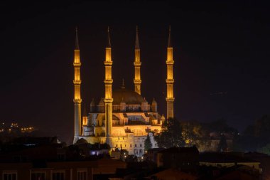 Selimiye Camii (Selimiye Cami) - Edirne, Türkiye. Mimar Sinan tarafından 1569 ve 1575 yılları arasında inşa edilmiş ve 2011 yılında UNESCO 'nun Dünya Mirasları Listesine eklenmiştir..
