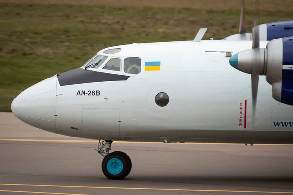 Vilnius Lituânia Abril 2020Ur Cqe Aircraft Antonov 26B Airline Vulkan — Fotografia de Stock