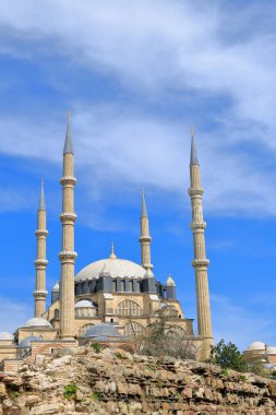 Selimiye Camii, Edirne, Hindi Selimiye Camii Osmanlı-Türk sanatının başyapıtlarından ve dünya mimarisi tarihinden biridir. 2011 'de UNESCO Dünya Mirasları Listesi' ne girdi..