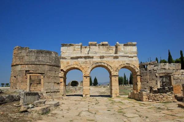 Pamukkale Turcja Starożytne Miasto Hierapolis Widok Ruin Miasta Założonego Wieku — Zdjęcie stockowe