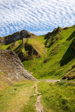 İngiltere 'de Mam Tor Peak Bölgesi. Dağ aşıkları için güzel bir yer..