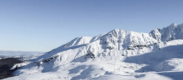 波兰山脉美丽的冬季景色 — 图库照片