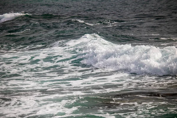 Nova Polzeath Bela Vista Com Ondas Mar Cornualha — Fotografia de Stock