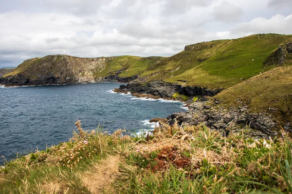 Tintagel Vacker Utsikt Över Havet Och Bergen Norra Cornwall — Stockfoto