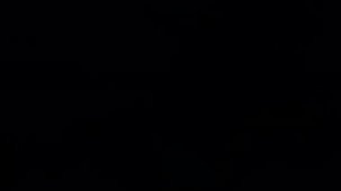 Optik mercek patlaması, ışık sızıntısı, ışık sızıntısı, doğal lamba ışığı efekti, Light Horizon, ışık titreşimleri ve parıltı, karanlık arka planda güzel bir ışık sızıntısı, gerçek mercek parlaması gürültü ve tahıl ile.