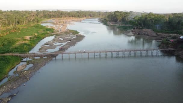 Flygbilder Från Bambubro Över Floden Progo Yogyakarta Indonesien — Stockvideo