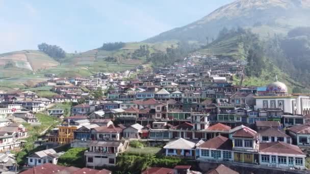 Schöner Blick Auf Das Ländliche Dorf Den Bergen — Stockvideo