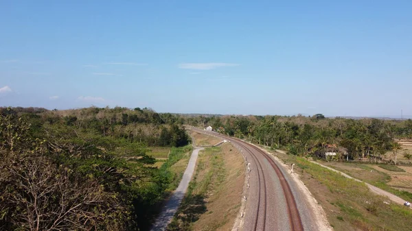 Vista Aérea Las Vías Del Ferrocarril Que Cruzan Campo Kulonprogo —  Fotos de Stock