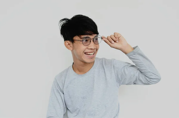 Портрет Азиатского Мужчины Очках Улыбающегося — стоковое фото