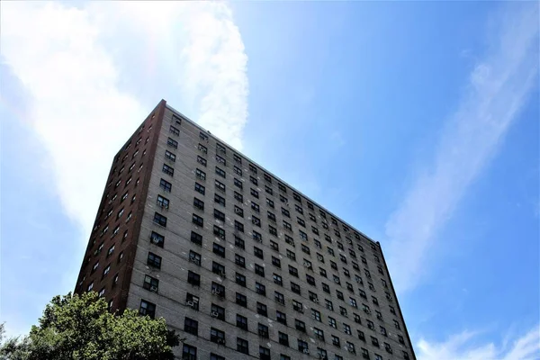 Foto Eines Gebäudes Einem Stadtgebiet Der Bronx New York — Stockfoto