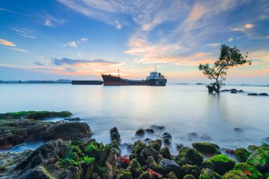 Batam Adası 'nda Tanker Gemisi 