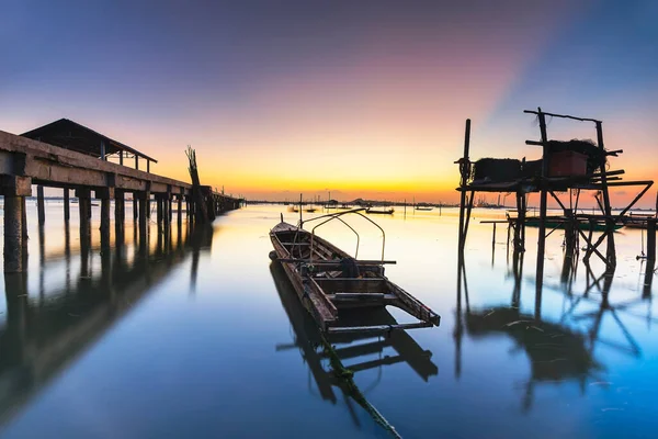 Canoas Madera Barco Tradicional Pueblo Pesquero Atardecer Setokok Batam Indonesia —  Fotos de Stock