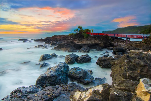Закат Пляже Менганти Город Кебба Индонезия — стоковое фото