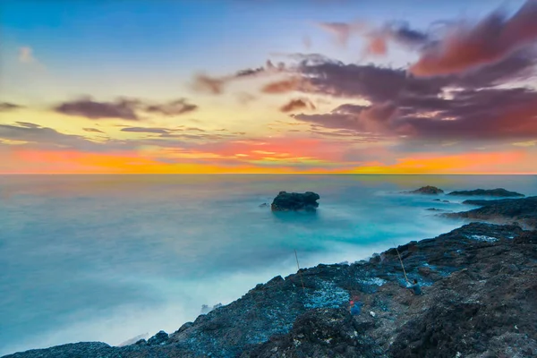 印度尼西亚Kebumen市Menganti海滩美丽的落日 — 图库照片