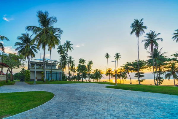 Bellissimo Tramonto Sulla Spiaggia Nuvasa Bay Isola Batam — Foto Stock