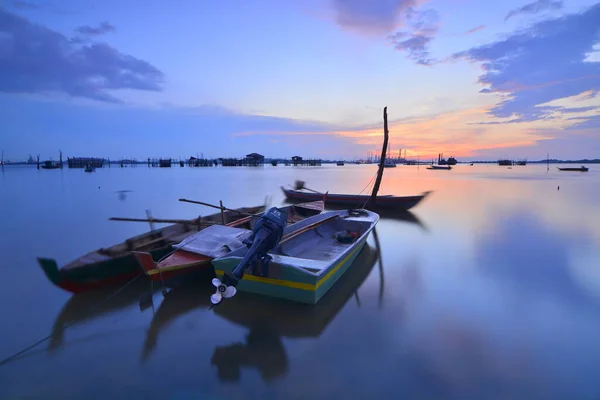 Traditional Boat Sunset Moment — Stock Photo, Image