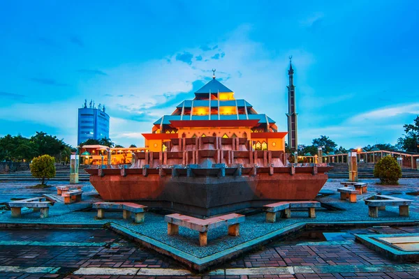 Мечеть Рая Батам Гордость Жителей Острова Батам — стоковое фото