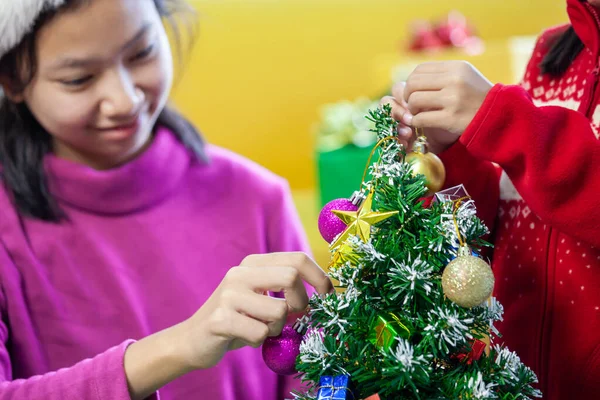 Cute Asian Child Girls Decorating Christmas Tree Celebrate Christmas Festival — Stock Photo, Image