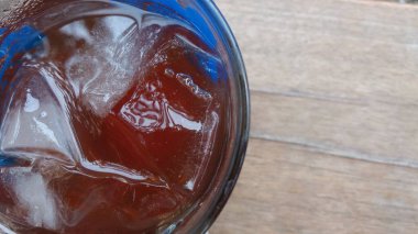 limon çayı bardakta