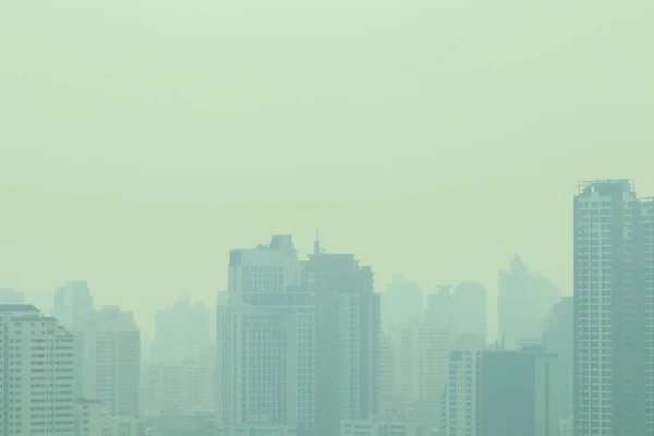 Ciudad Smog Verano Neblina Contaminación Cubre Ciudad Concepto Calentamiento Global — Foto de Stock