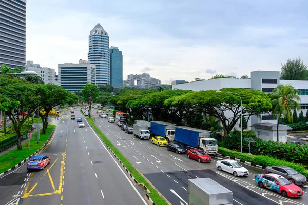 싱가포르에서 청명하고 분위기 싱가포르는 환경을 깨끗하고 안전하게 유지하기 효과적 표준을 — 스톡 사진