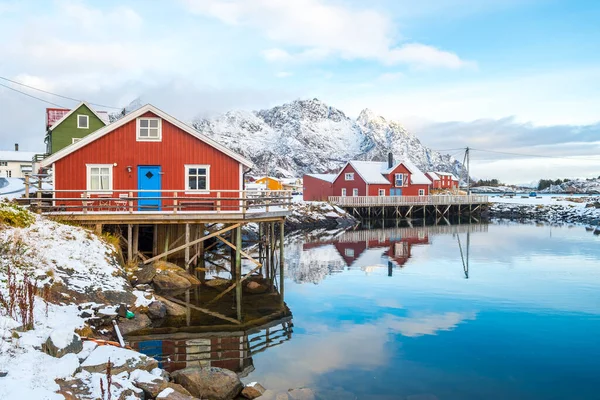 Hermoso Pueblo Pesquero Henningsvaer Las Islas Lofoten Norway — Foto de Stock