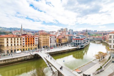 İspanya 'nın Bilbao kentindeki Ribera pazarı manzarası