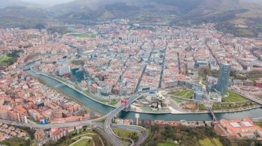 İspanya 'nın Bilbao Bask şehrinin hava manzarası