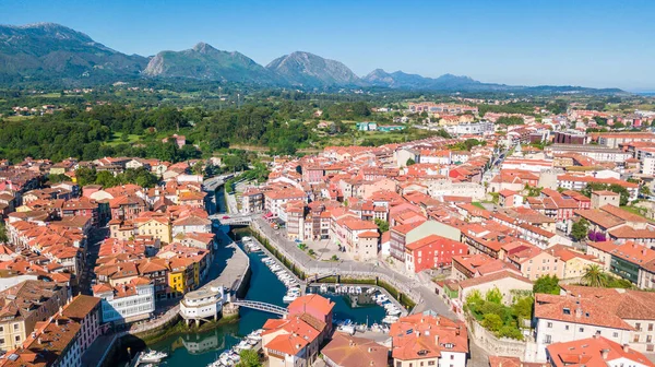 Vista Aérea Llanos Pueblo Pesquero Asturias España —  Fotos de Stock