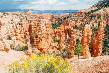 Britanya Kanyonu kabadayılarının panoramik görüntüsü, Utah