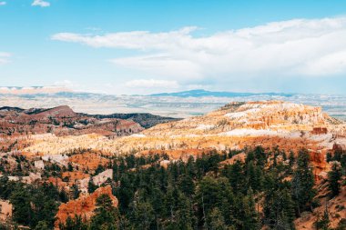 Britanya Kanyonu kabadayılarının panoramik görüntüsü, Utah