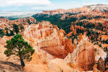 Britanya Kanyonu kabadayılarının panoramik görüntüsü, Utah
